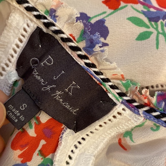 PJK Floral Sleeveless Women's silk Top. Size S - Picture 3 of 6